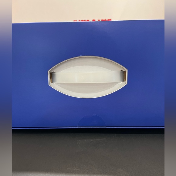 Spider-man PS5 edition BRAND NEW with a sealed copy of miles morales for PS5 - Picture 3 of 6